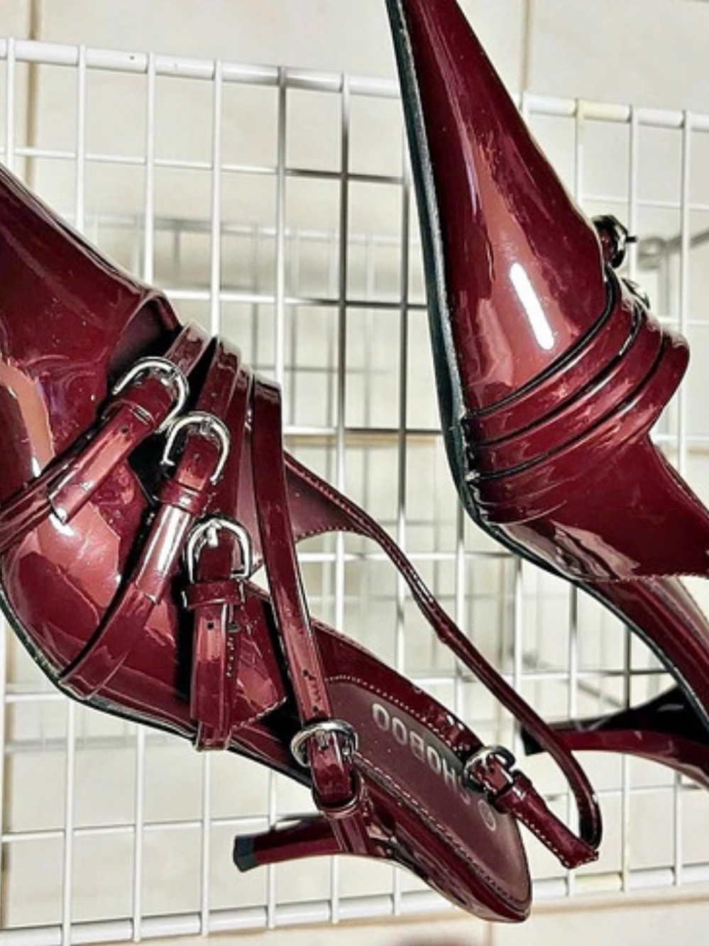 Pointed Toe Heels in Purple Like New